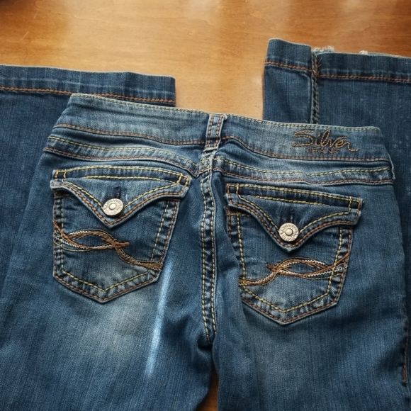 Silver bootcut jeans. 27x33 - Picture 6 of 7